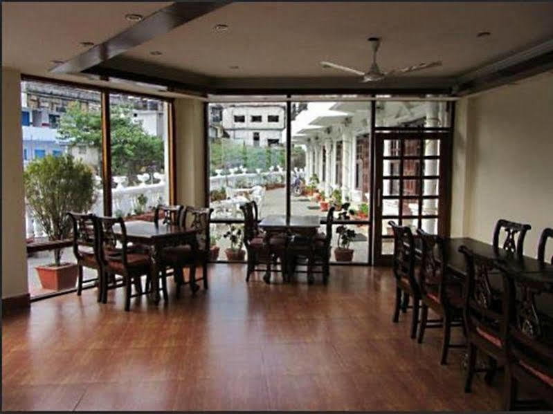 Zone Connect By The Park Mussoorie Hotel Exterior photo
